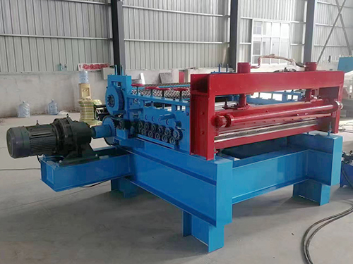 安徽凹凸花纹板压花机