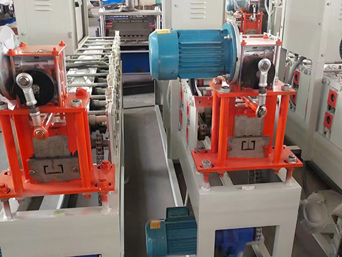 安徽新型广告扣板机